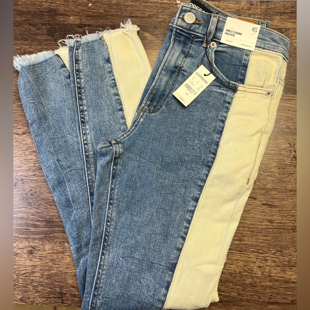 NWT Express Two Tone Colored Ankle Frayed High Rise Denim Jeans